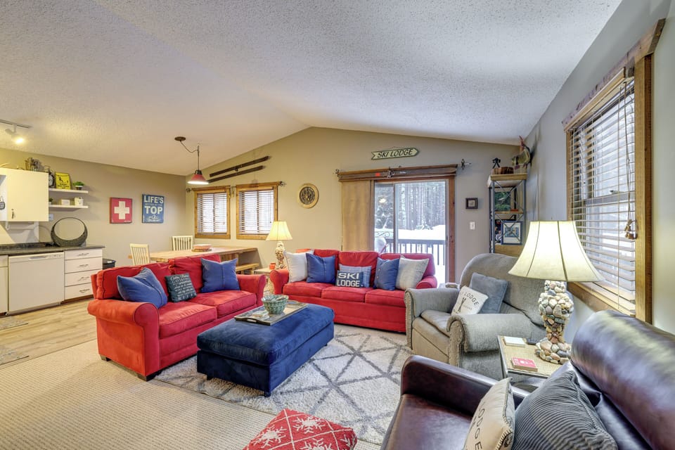 Thompsonville Vacation Rental | 4BR | 2BA | 1,900 Sq Ft | Stairs Required