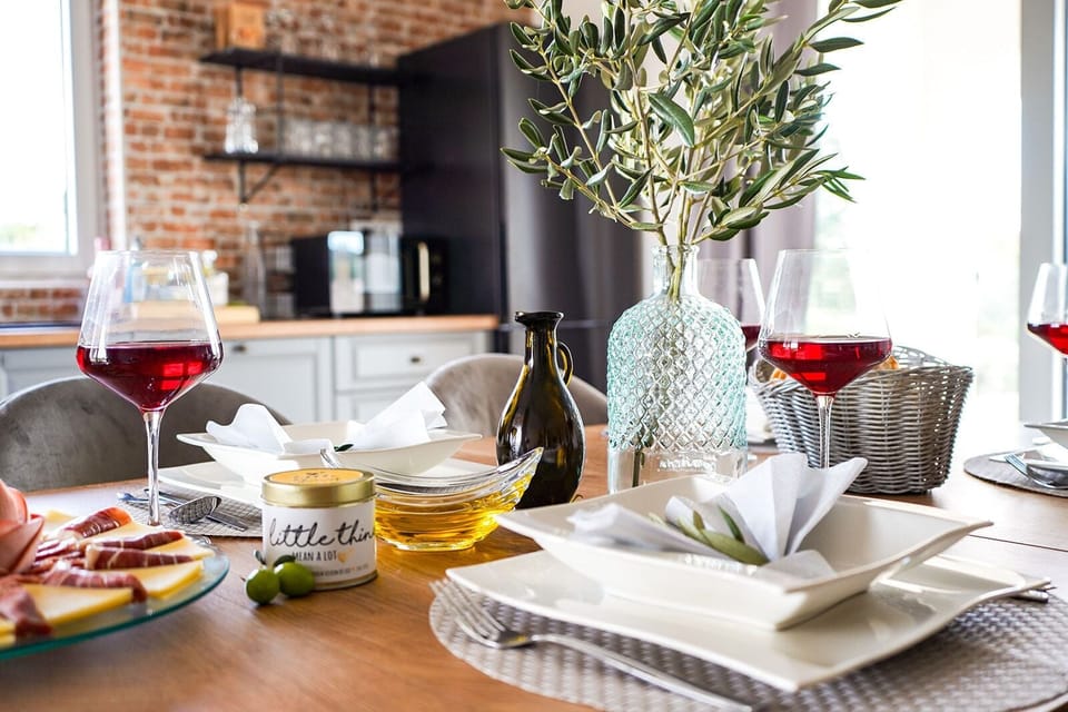 Villa | Dining