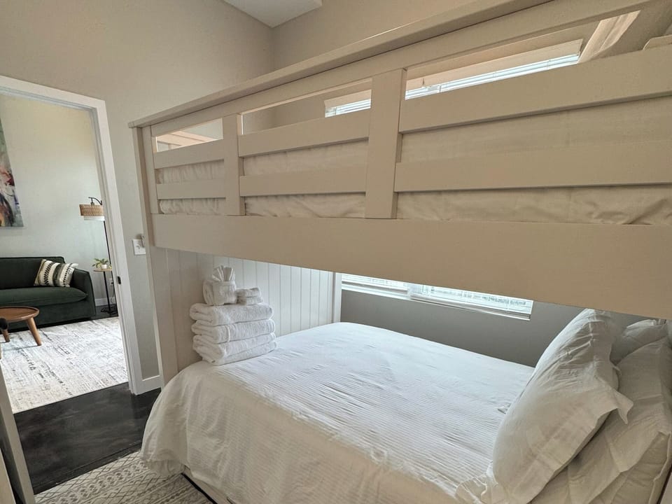 full bunk beds