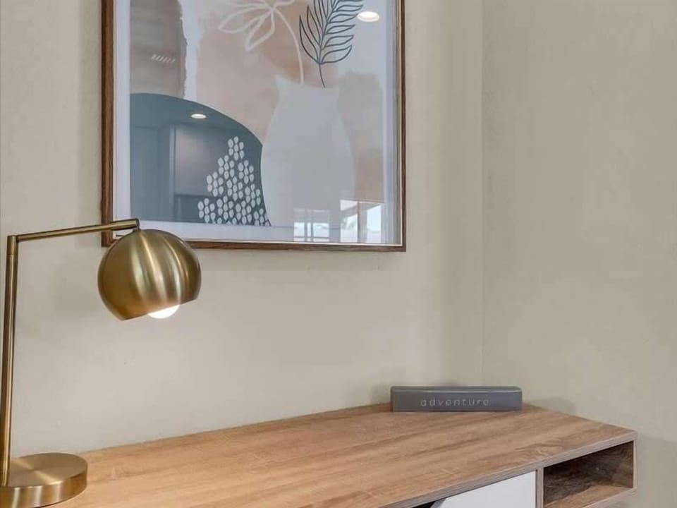 Work Desk