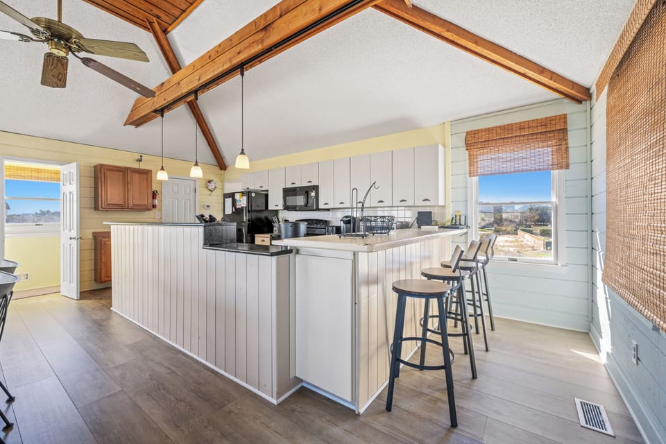 Kitchen Island - Top Level