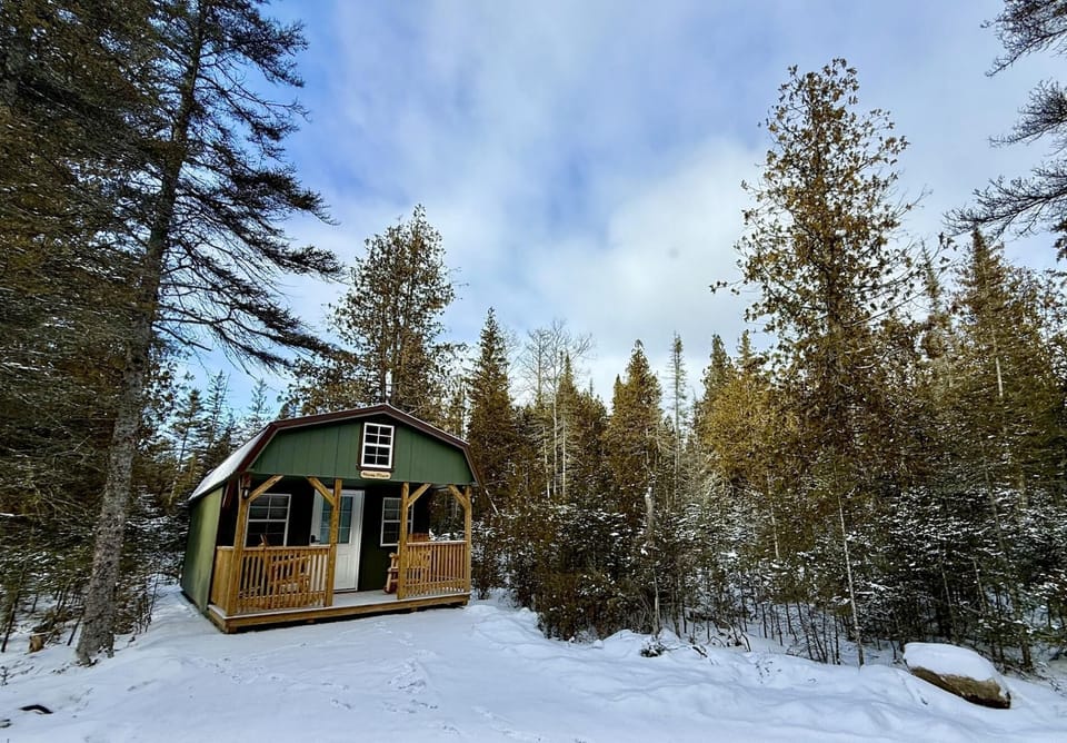 Nick's Place - Johnswood Off Grid Cabins on Drummond Island (5276)