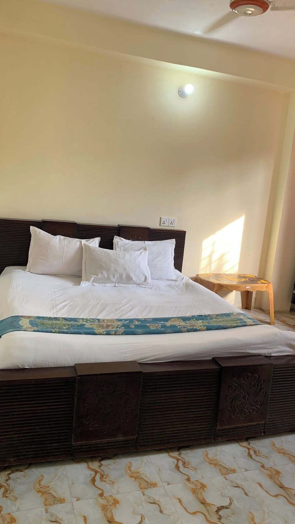 Deluxe Double Room | Free WiFi