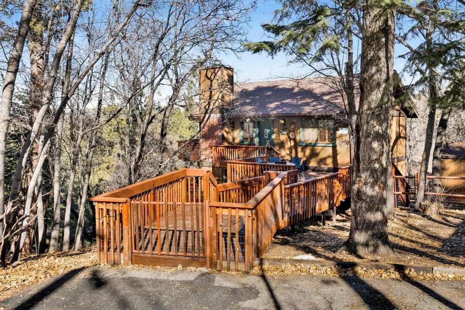 enclosed deck