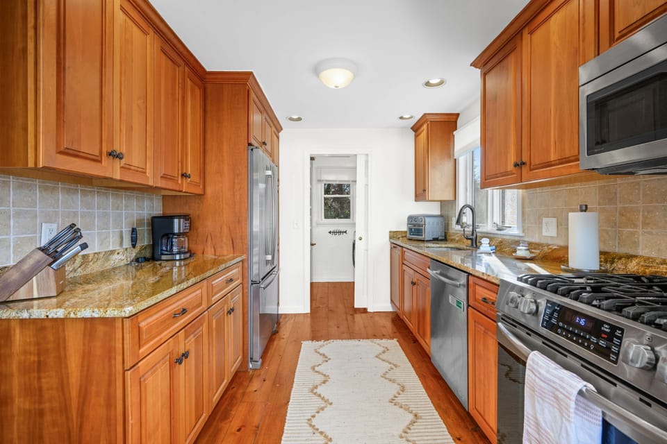 Fully equipped kitchen