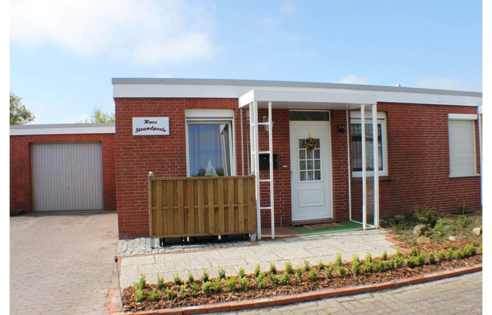 Bungalow | Exterior detail
