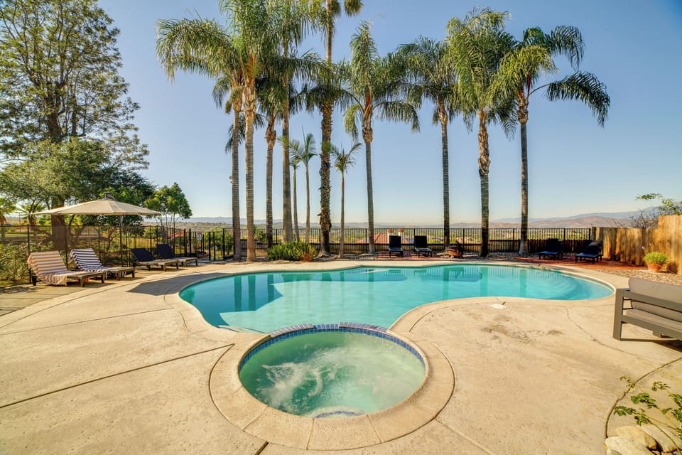 Riverside Vacation Rental | 4BR | 3BA | 4,000 Sq Ft | Stairs to Access