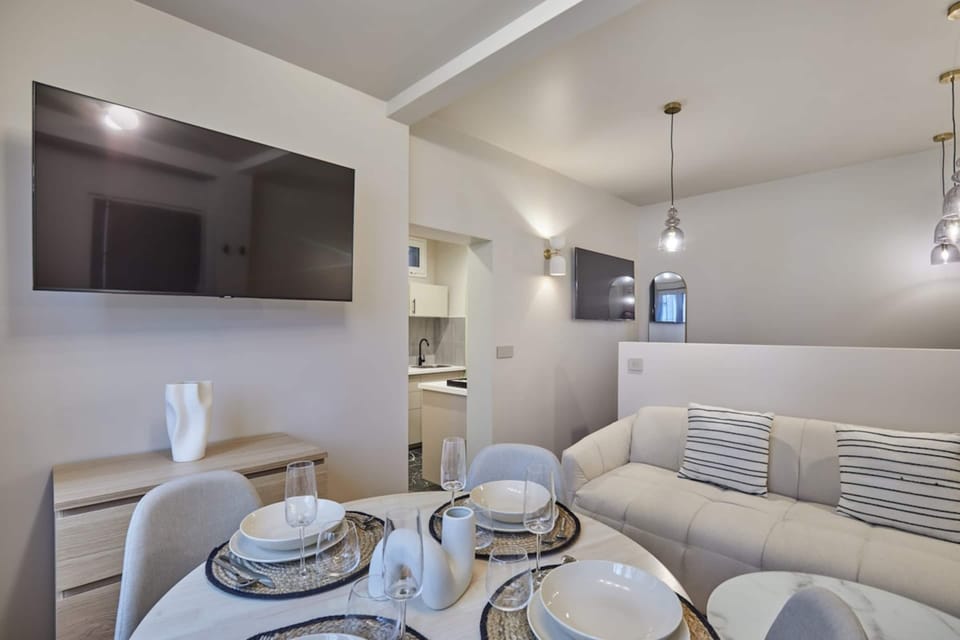 Apartment | Interior