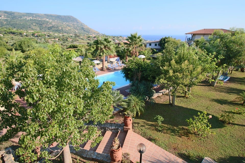 Holiday Home Swimming Pool