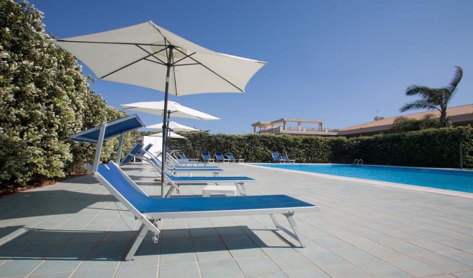 Holiday Home Swimming Pool