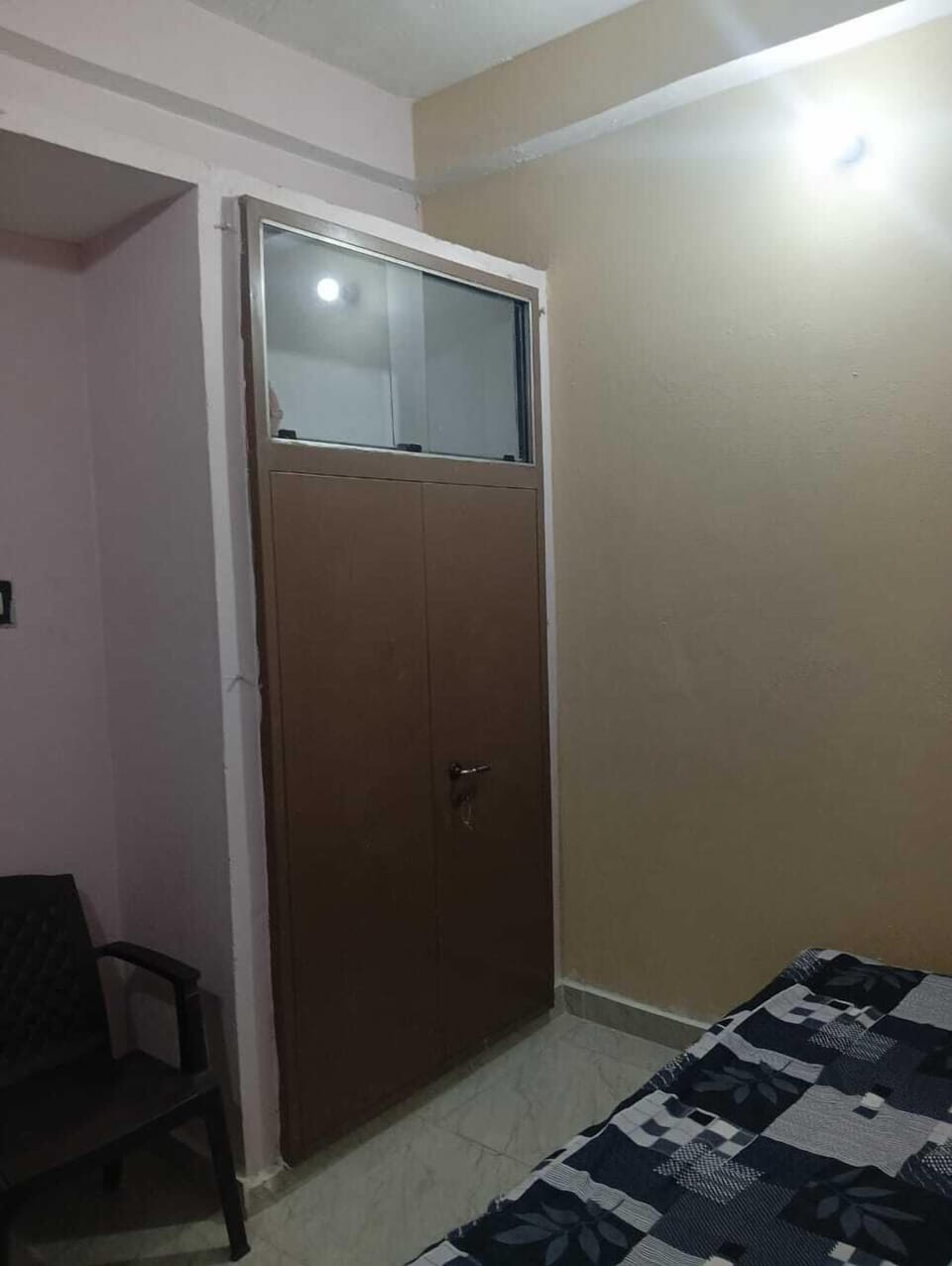 Deluxe Apartment, Air conditioning | Desk, laptop workspace, rollaway beds, bed sheets