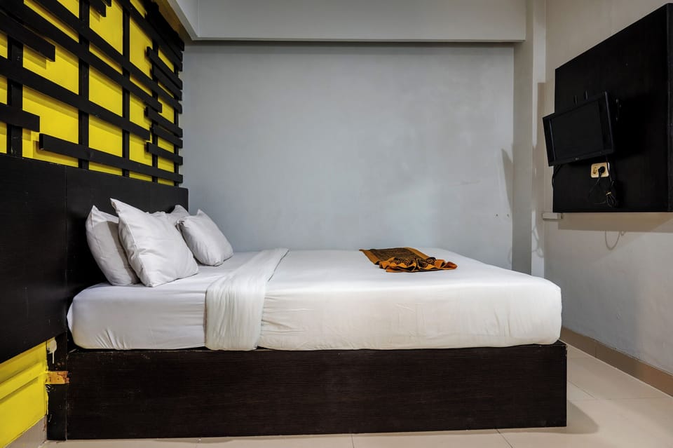 Superior Double Room | Desk, free WiFi, bed sheets