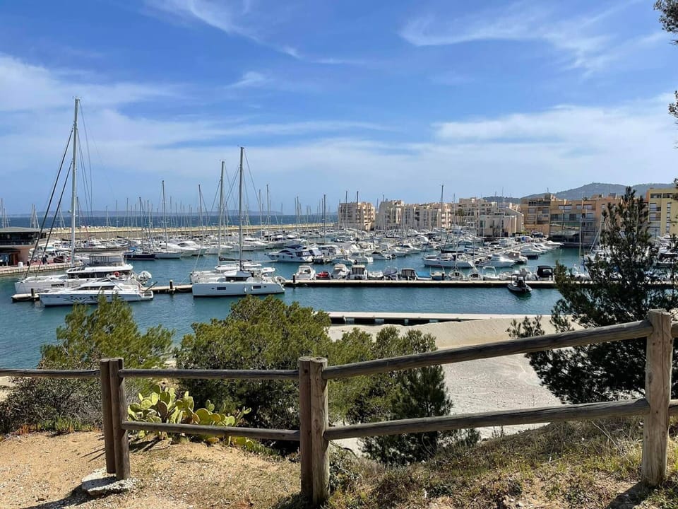 Marina