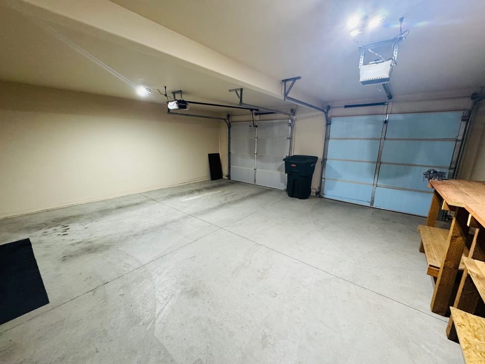 2 Car Garage