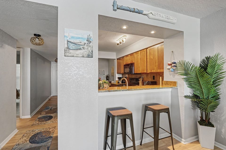 Extra Kitchen Counter Seating