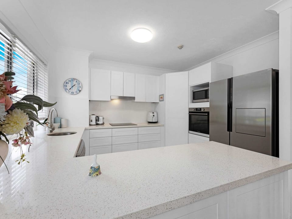 Apartment | Private kitchen | Coffee/tea maker, fridge, electric kettle, toaster