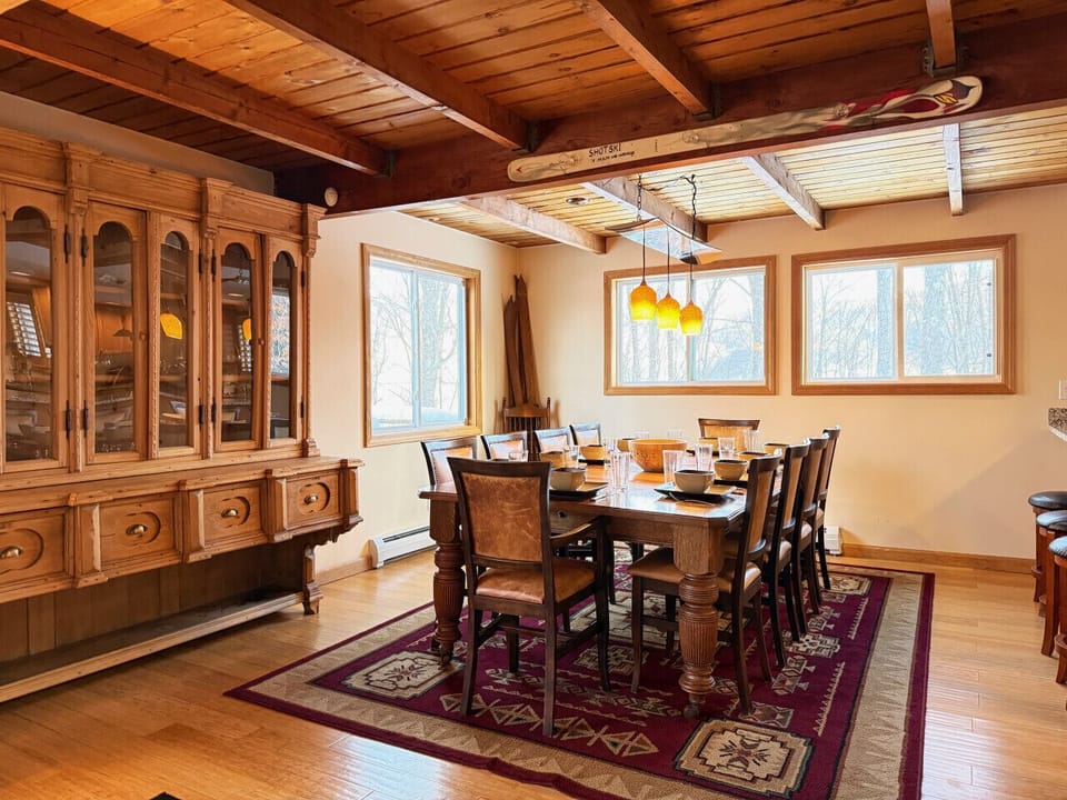 Rustic elegance. Dinner served with a side of sunshine.