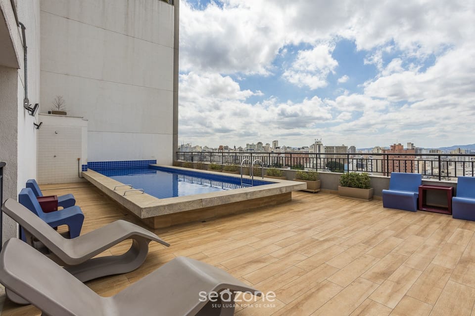 Basic Apartment | Pool