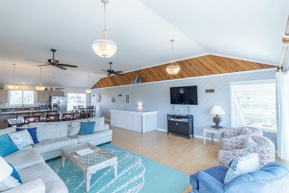 Top Level Living Area