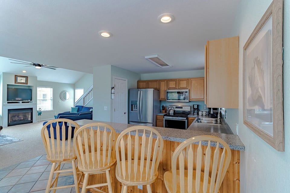 Mid Level Kitchen