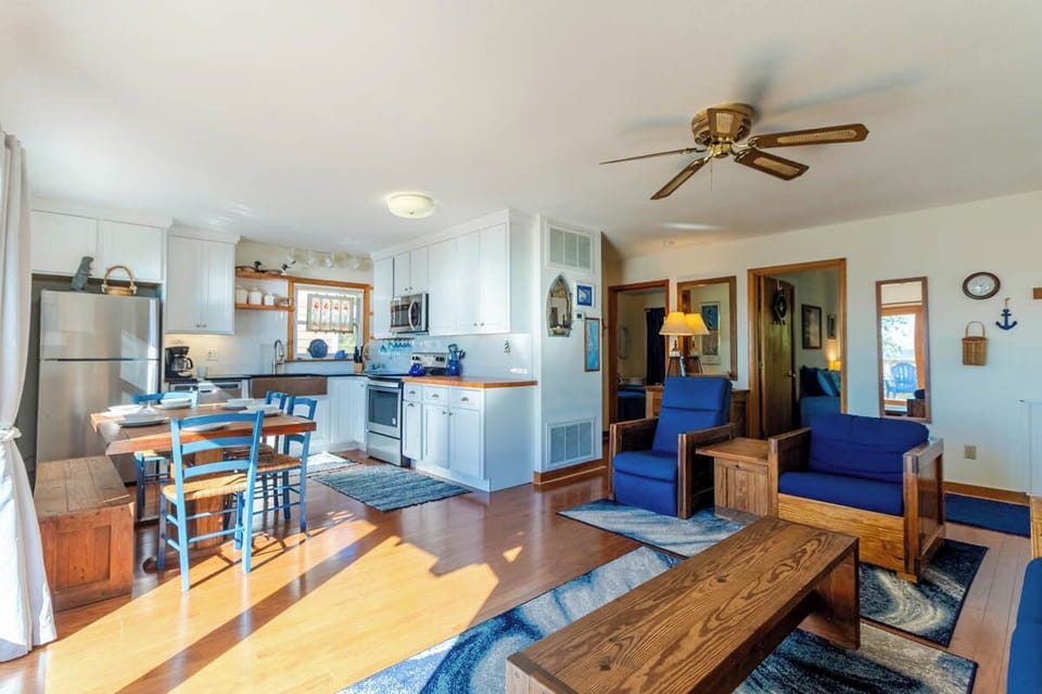 Top Level Living Area