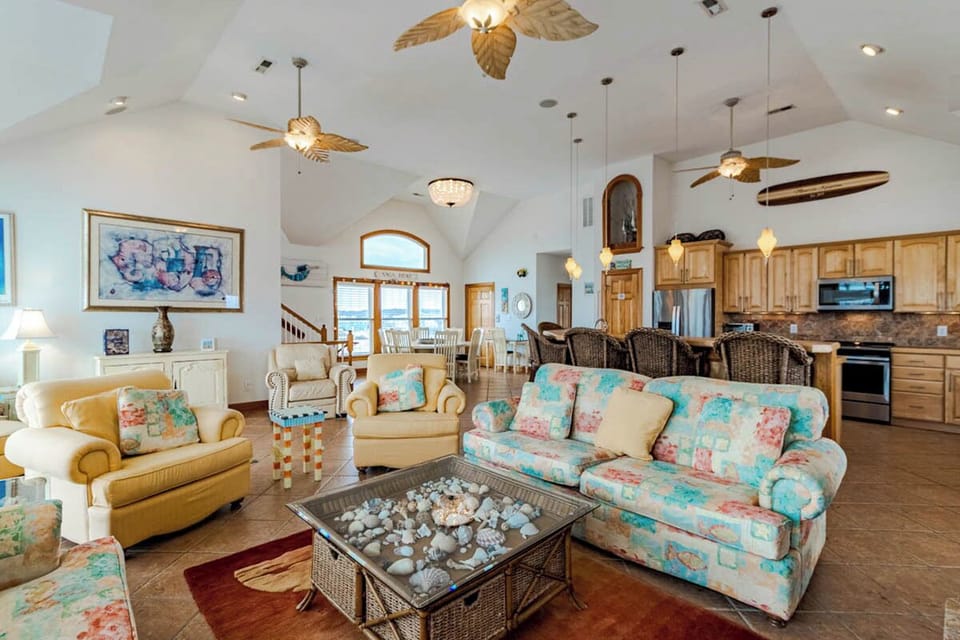 Top Level Living Area