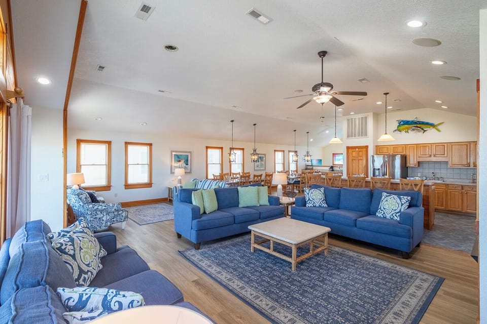 Top Level Living Area