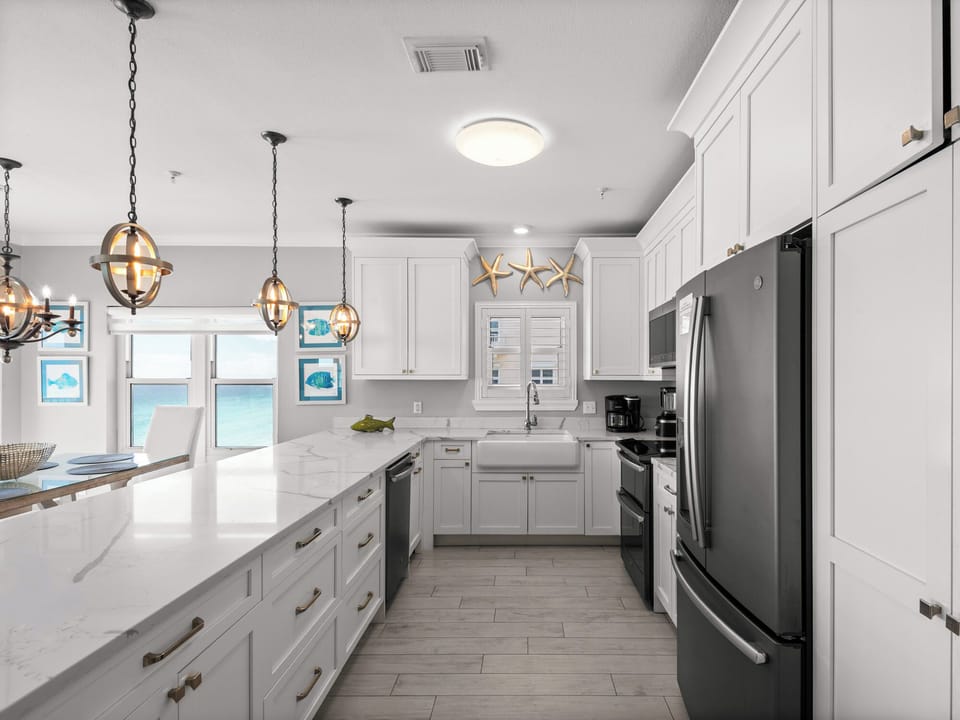Modern, Updated Kitchen on First Floor
