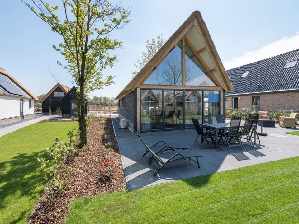 Bungalow | Exterior