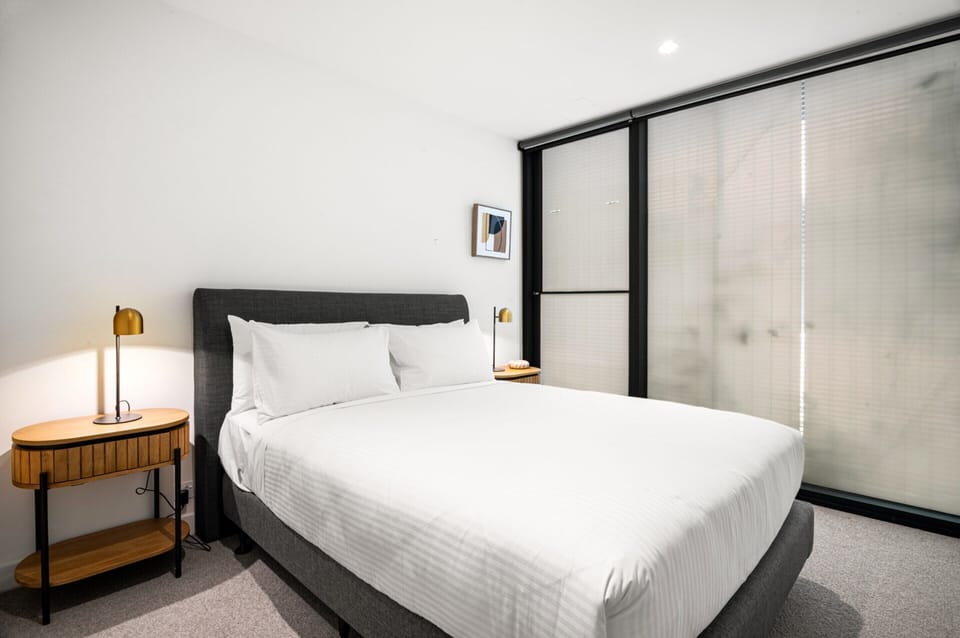 Stylish 3-bed Townhouse in Vibrant Fitzroy Apartment in Melbourne