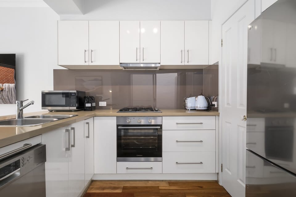 Apartment | Private kitchen | Fridge, coffee/tea maker, electric kettle, toaster
