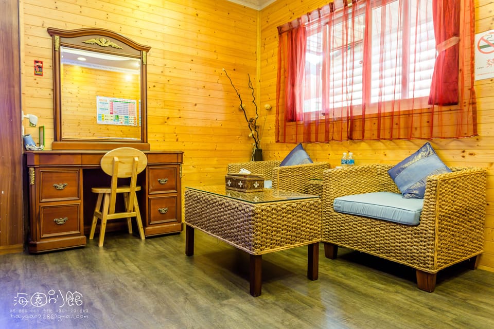 Deluxe Double Room, 1 Double Bed | Bathroom | Shower, hair dryer, slippers, towels