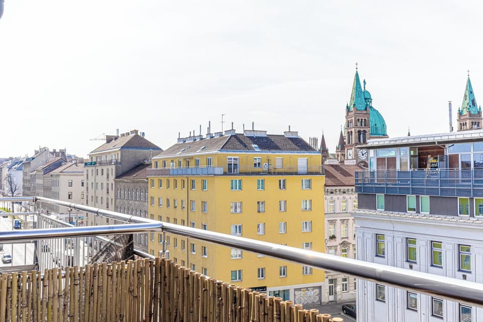 Basic Apartment | Balcony