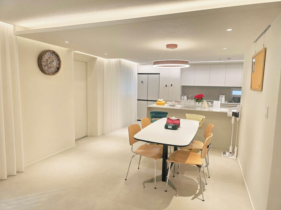 Family Villa, 3 Bedrooms, Non Smoking, Private Bathroom | Living area | Flat-screen TV