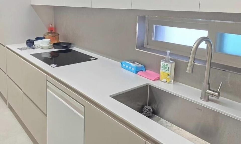 Family Villa, 3 Bedrooms, Non Smoking, Private Bathroom | Private kitchen | Electric kettle