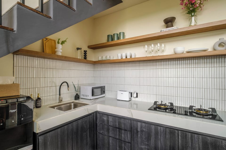 Luxury Villa, Pool View | Private kitchen