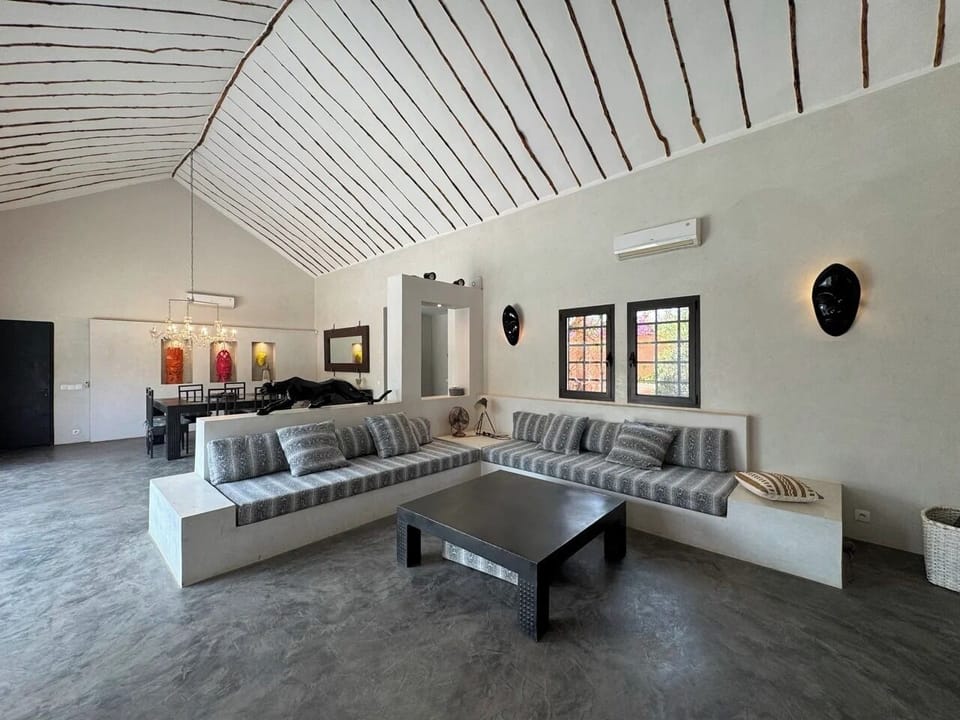 Superior Villa, Patio, Pool View | Living area
