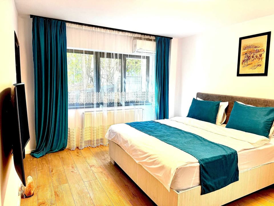 Suite | Soundproofing, free WiFi
