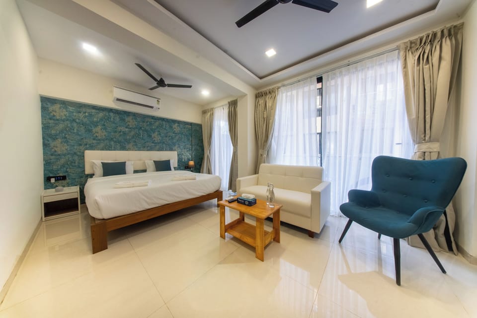 Suite | Iron/ironing board, free WiFi