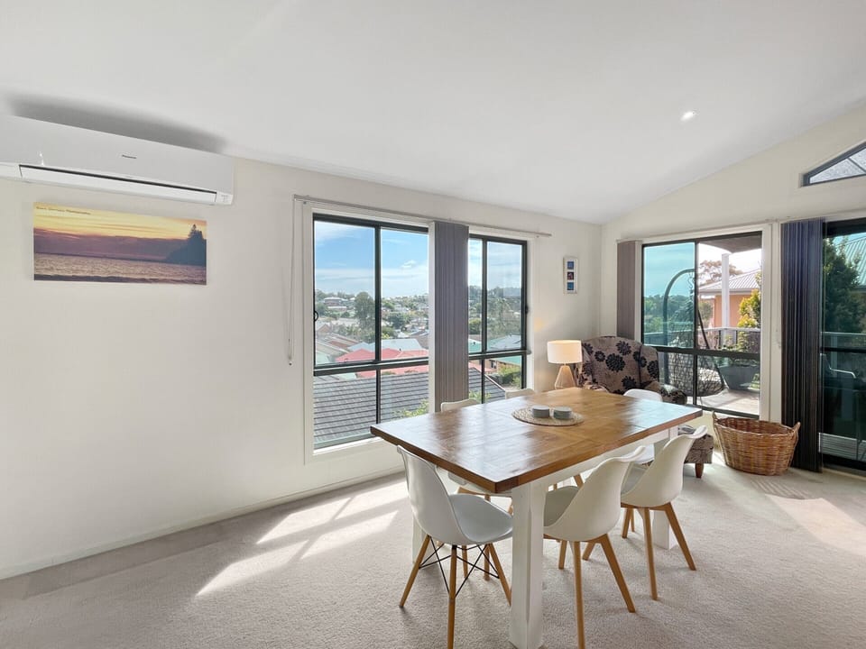 Apartment | Dining
