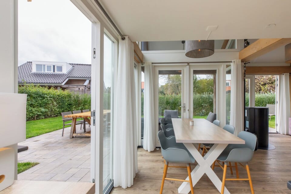 House | Dining