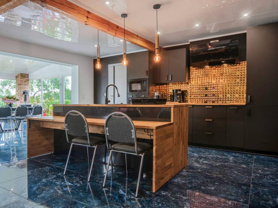House | Private kitchen | Highchair