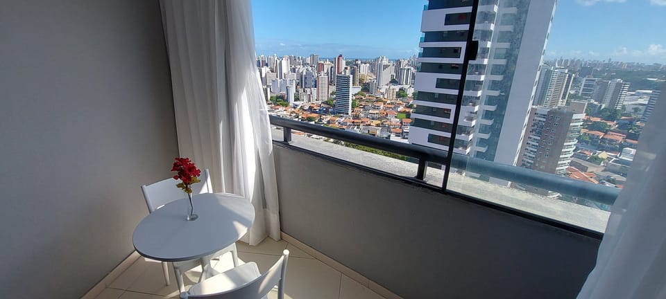 Basic Apartment | Lanai