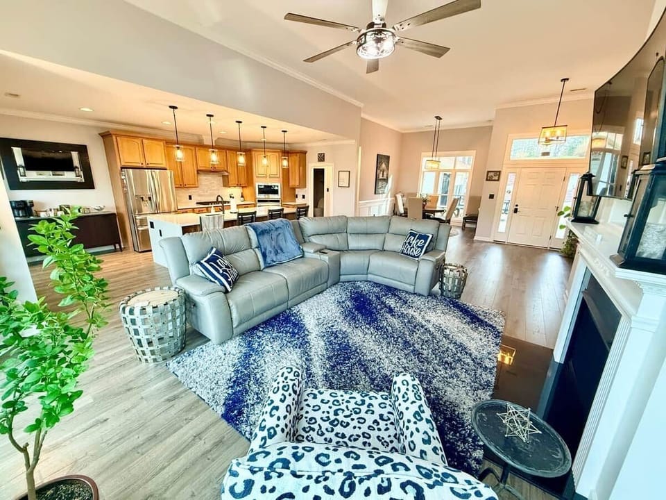 Large family room