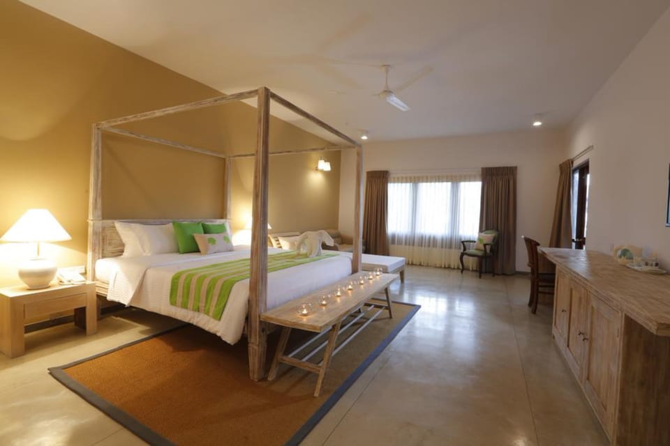 Family Suite | In-room safe, desk, soundproofing, iron/ironing board
