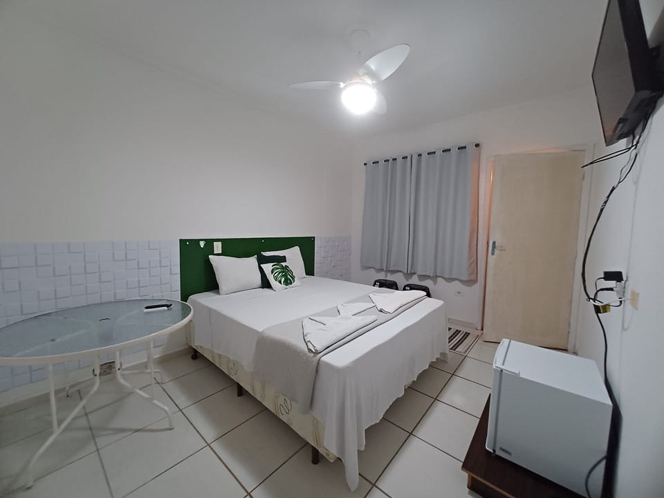 In-room safe, desk, free WiFi