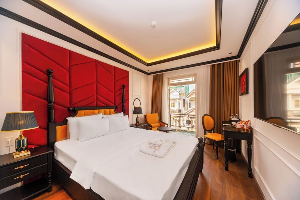 Superior Double Room | Desk, soundproofing, free WiFi, bed sheets