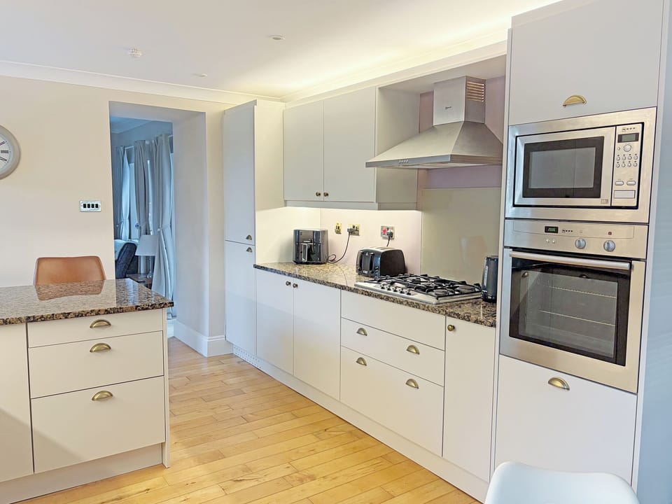 Kitchen | 2 The Langhouse, Inverkip, near Greenock