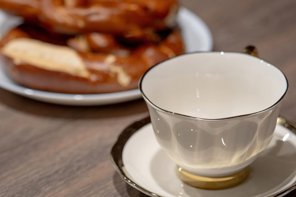 Minimalist coffee setting creating a cozy atmosphere in the studio.