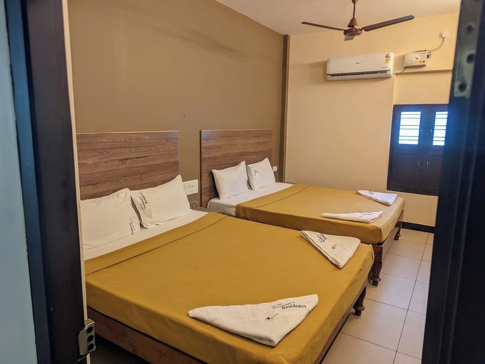 Deluxe Quadruple Room | Free WiFi